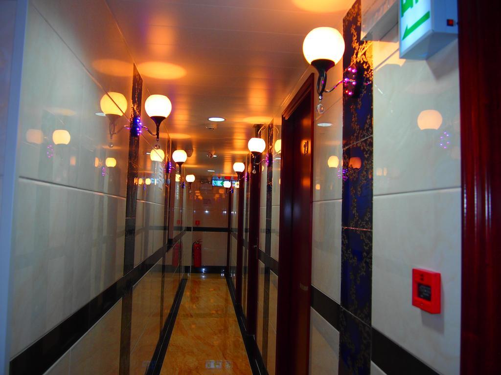 Traveller'S Hostel Hong Kong Exterior photo